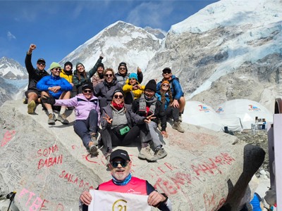 Group Join Trekking to Everest Base Camp