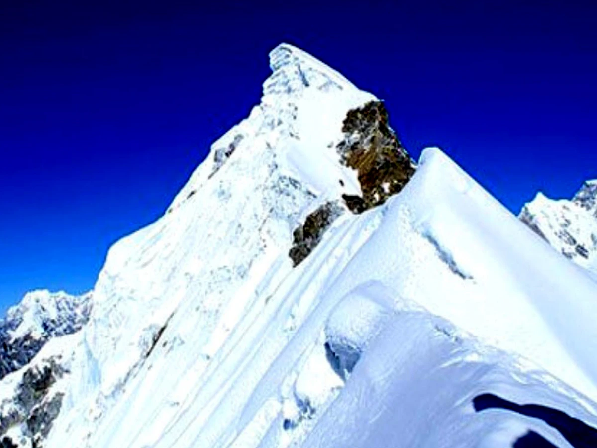 Everest Base Camp Trek with Lobuche Peak Climbing