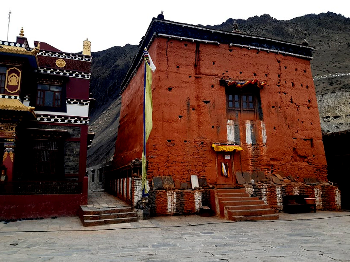 Luxury Upper Mustang Jeep Tour 13 Day