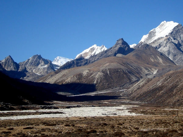 Everest base camp trek pheruche valley