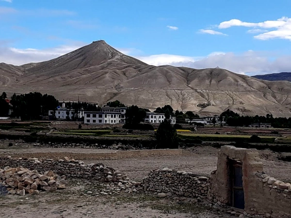 Lo manthang upper mustang trek