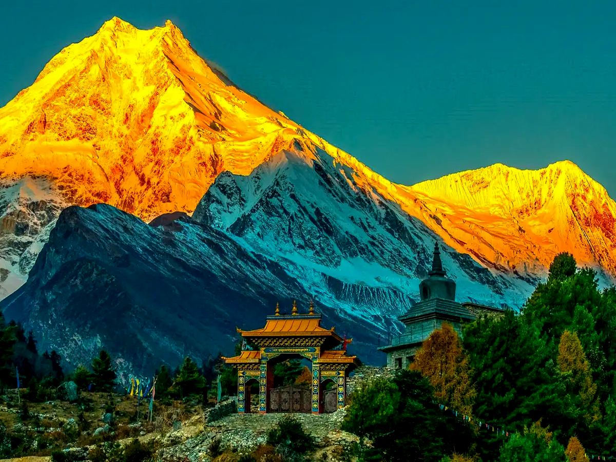 Manaslu Trek in October