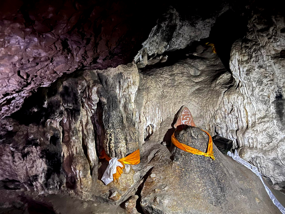 Hike Chungsi Cave in Upper Mustang