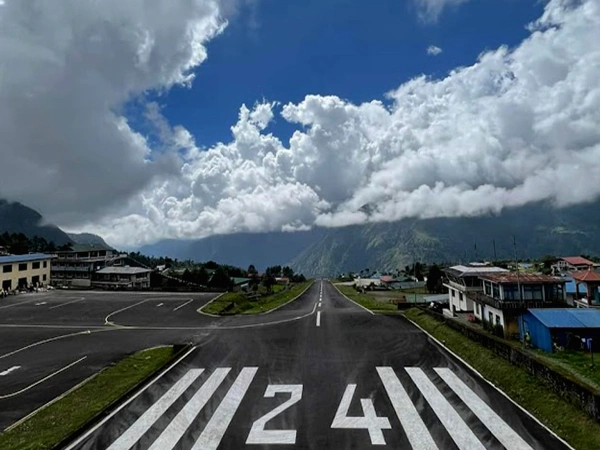 Airport Lukla Starting Point Everest Base Camp Trek