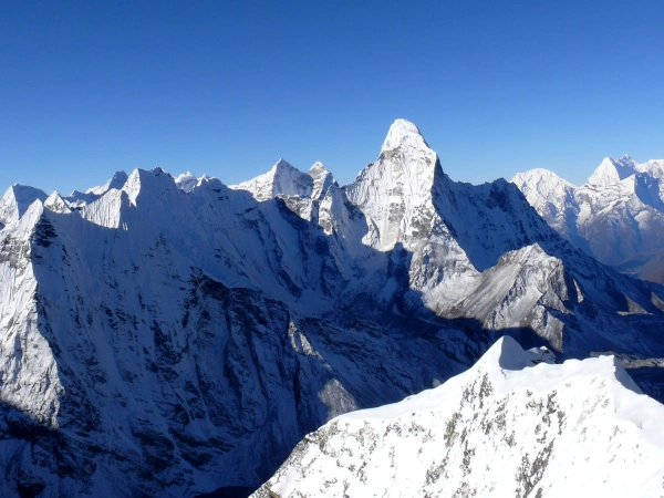 Amazing View Island Peak Top