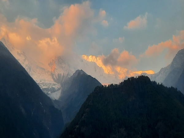 Annapurna Views From Koto Pisang Manang