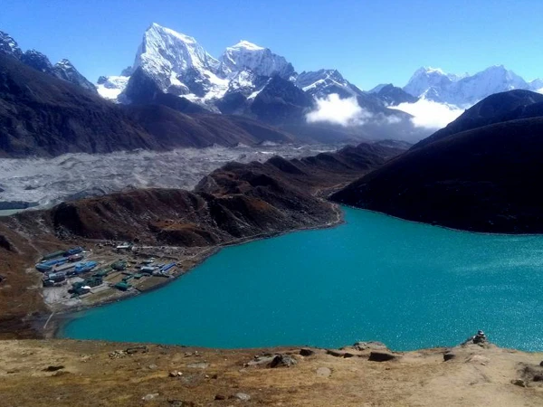 Beautiful Gokyo Lake