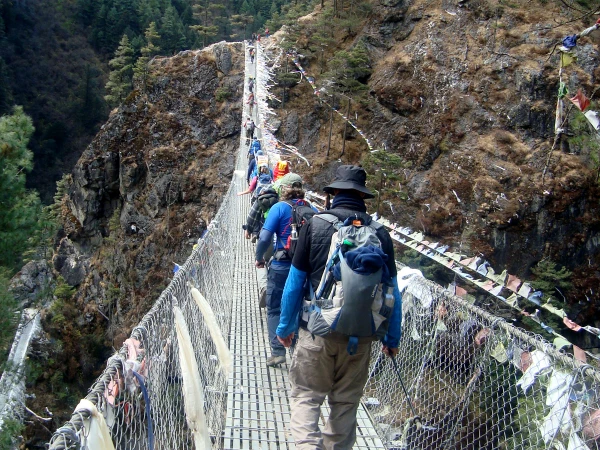 Hillary Bridge Gokyo Cho La Pass Trip