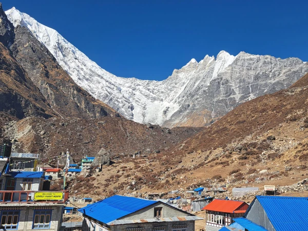 Langtang Valley Trek Neapl