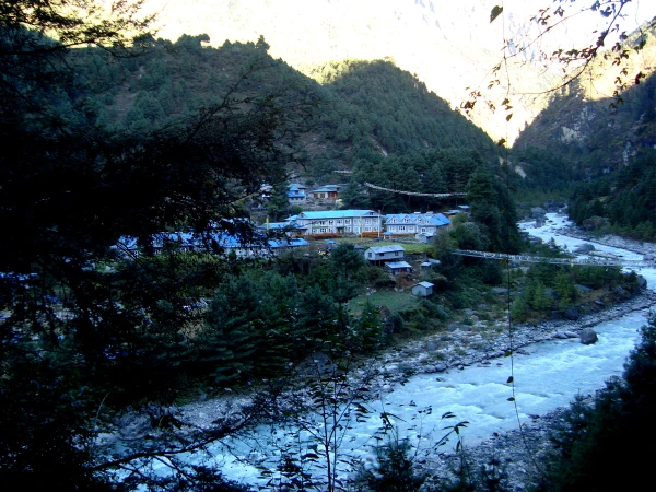 Phakding Village Climb Lobuche